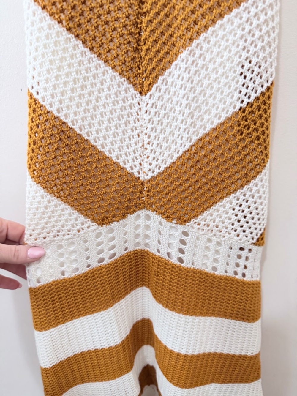 BCBG generation Crochet Knit Striped Halter Dress Boho Coastal Retro Chevron S - Picture 6 of 9
